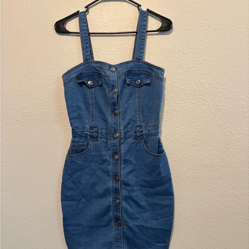 Chic Denim Sleeveless Dress